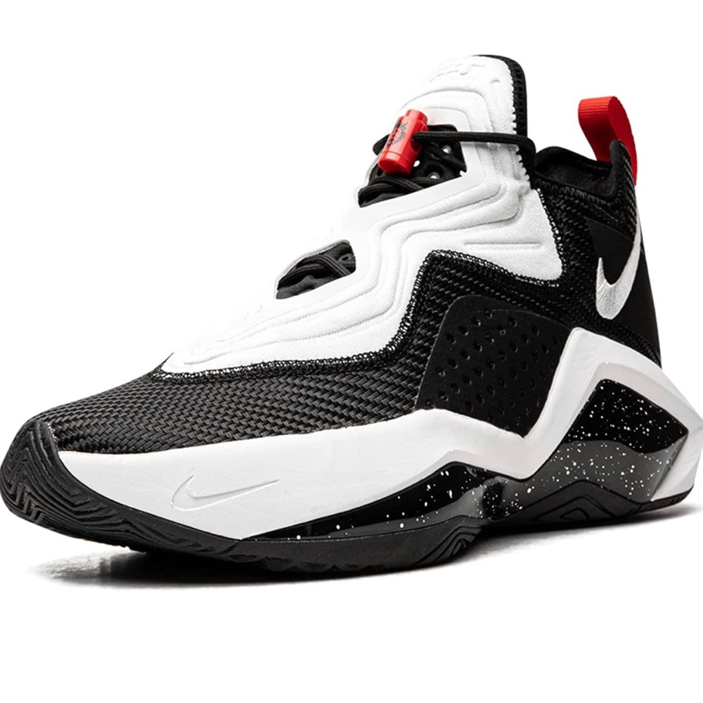 Nike Mens Lebron Soldier XIV 14 Basketball Shoes Black White